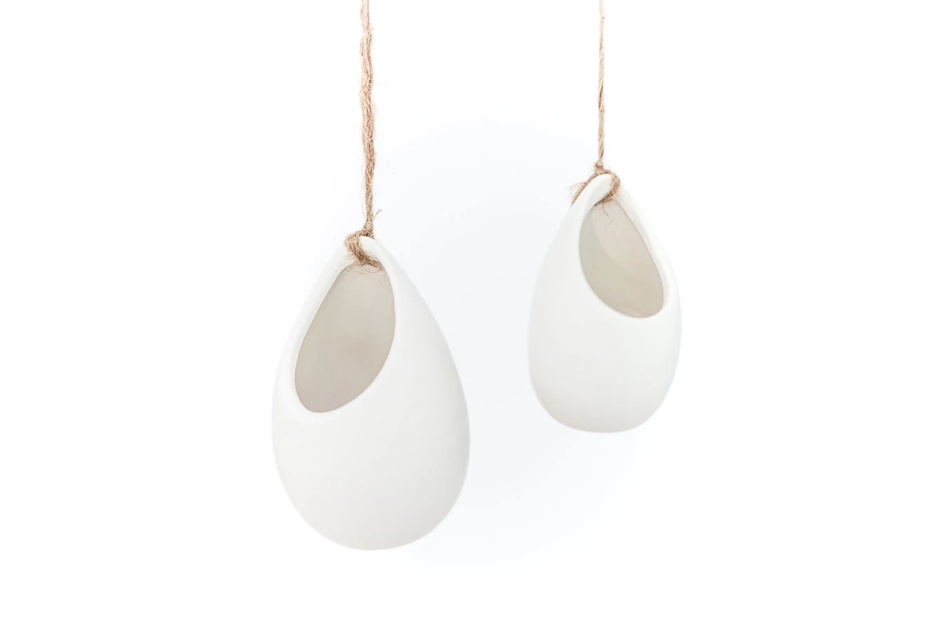 Large Ivory Ceramic Hanging Planter With Flat Bottom 1 Large Ivory Ceramic Hanging Planter With Flat Bottom